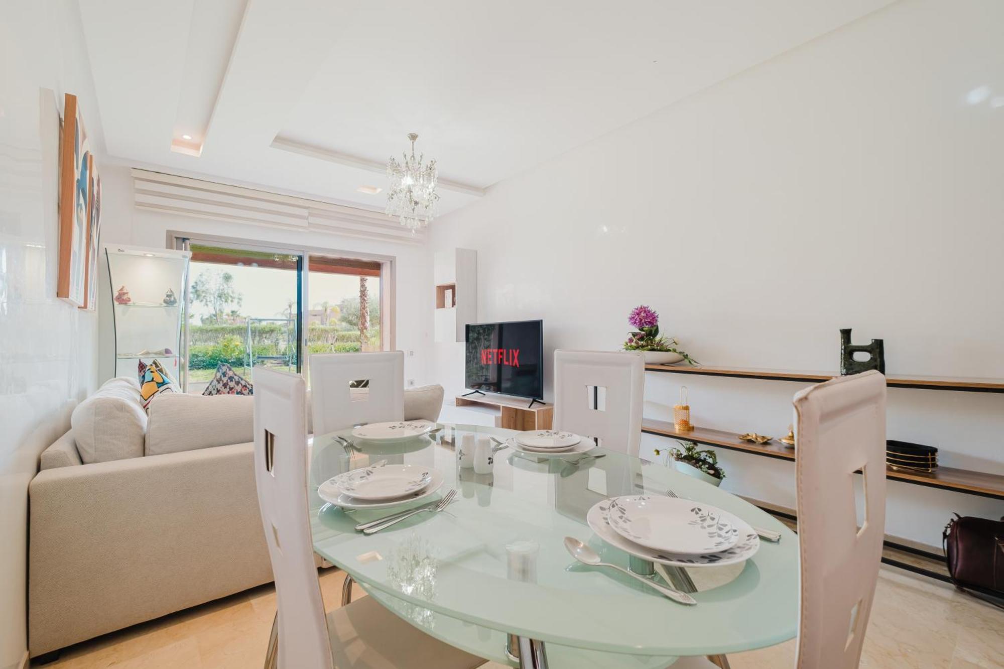 De Prestige Au Golf Apartment
